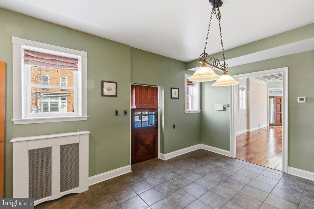 700 South Ellwood Avenue, Baltimore, MD 21224