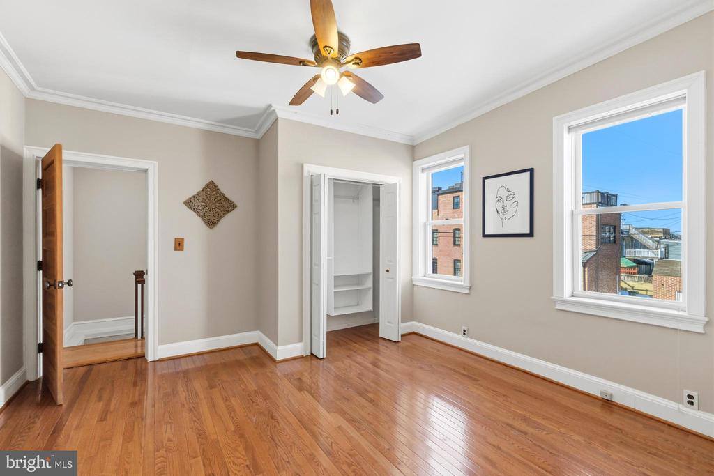 700 South Ellwood Avenue, Baltimore, MD 21224