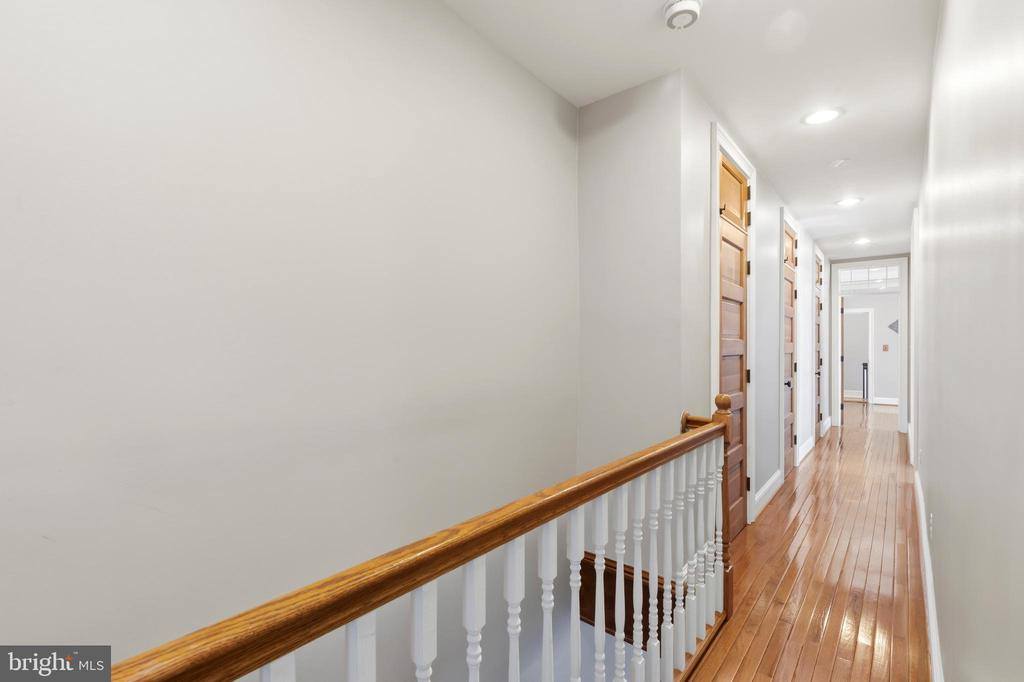 700 South Ellwood Avenue, Baltimore, MD 21224