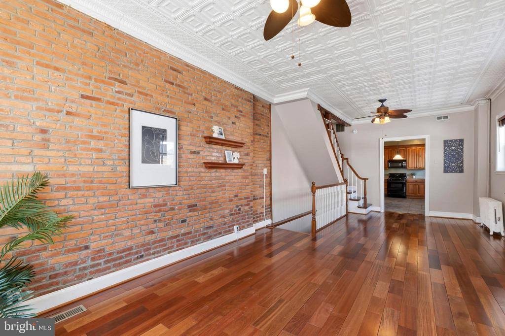 700 South Ellwood Avenue, Baltimore, MD 21224