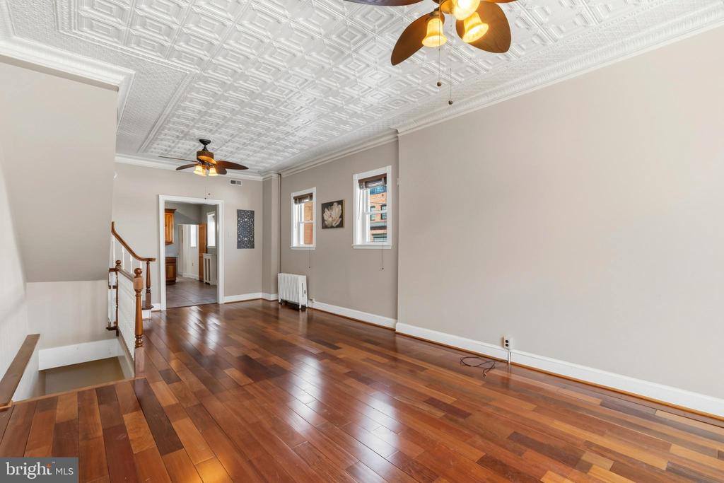 700 South Ellwood Avenue, Baltimore, MD 21224