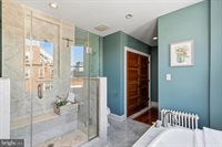 700 South Ellwood Avenue, Baltimore, MD 21224