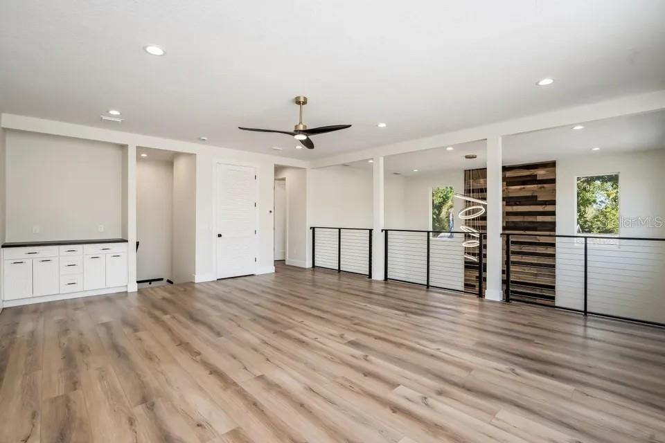 2475 Bay Street, Sarasota, FL 34237