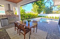 2475 Bay Street, Sarasota, FL 34237