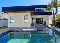 2475 Bay Street, Sarasota, FL 34237