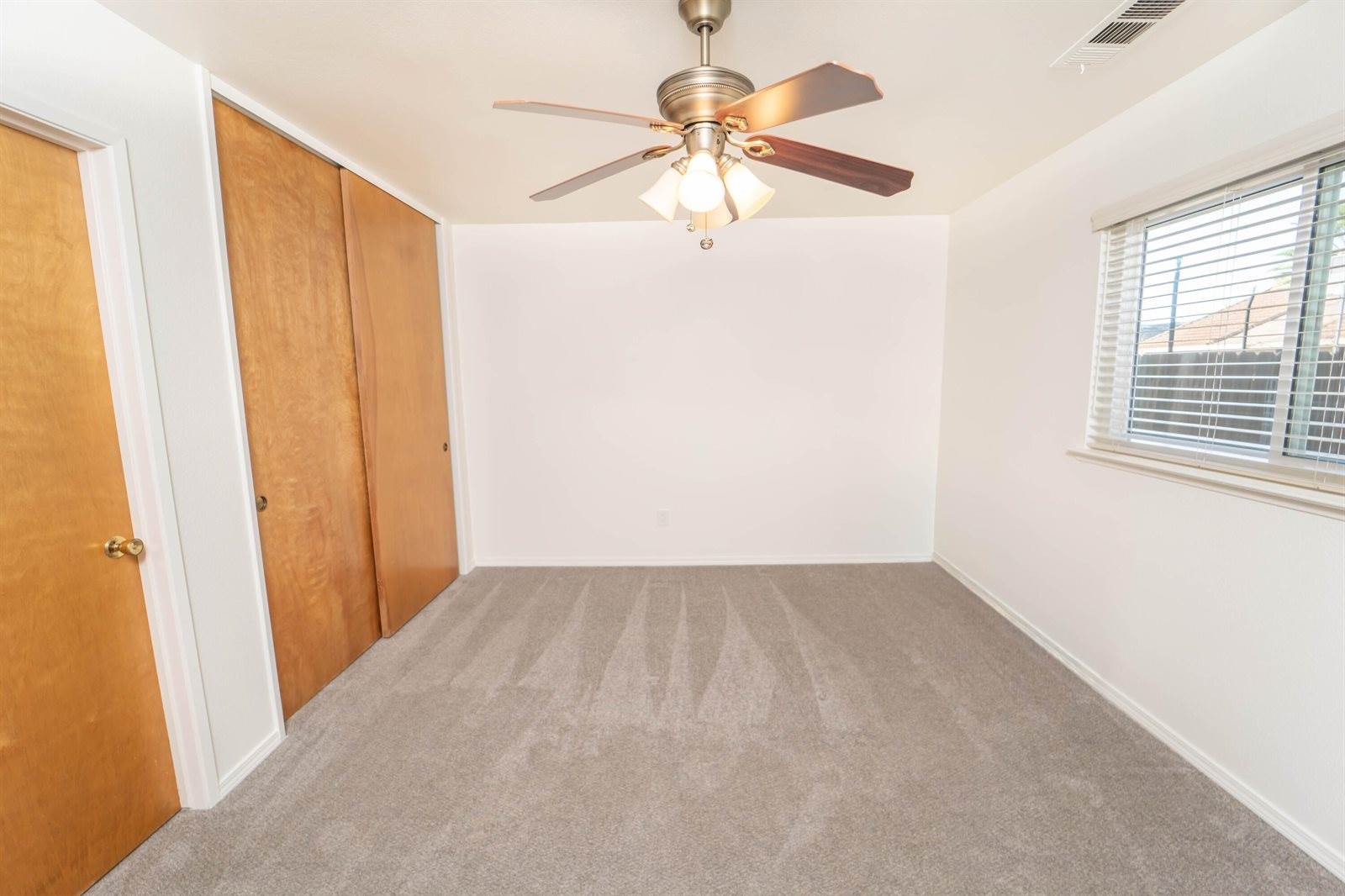 926 Birchwood Court, Hanford, CA 93230