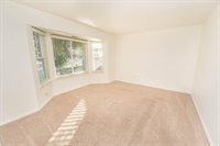 926 Birchwood Court, Hanford, CA 93230