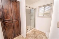 926 Birchwood Court, Hanford, CA 93230