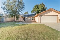 926 Birchwood Court, Hanford, CA 93230