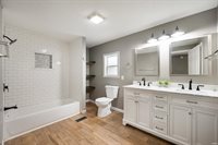 2660 S Benegar Avenue, Yorktown, IN 47396