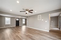 2660 S Benegar Avenue, Yorktown, IN 47396