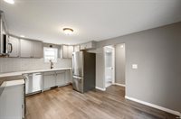 2660 S Benegar Avenue, Yorktown, IN 47396