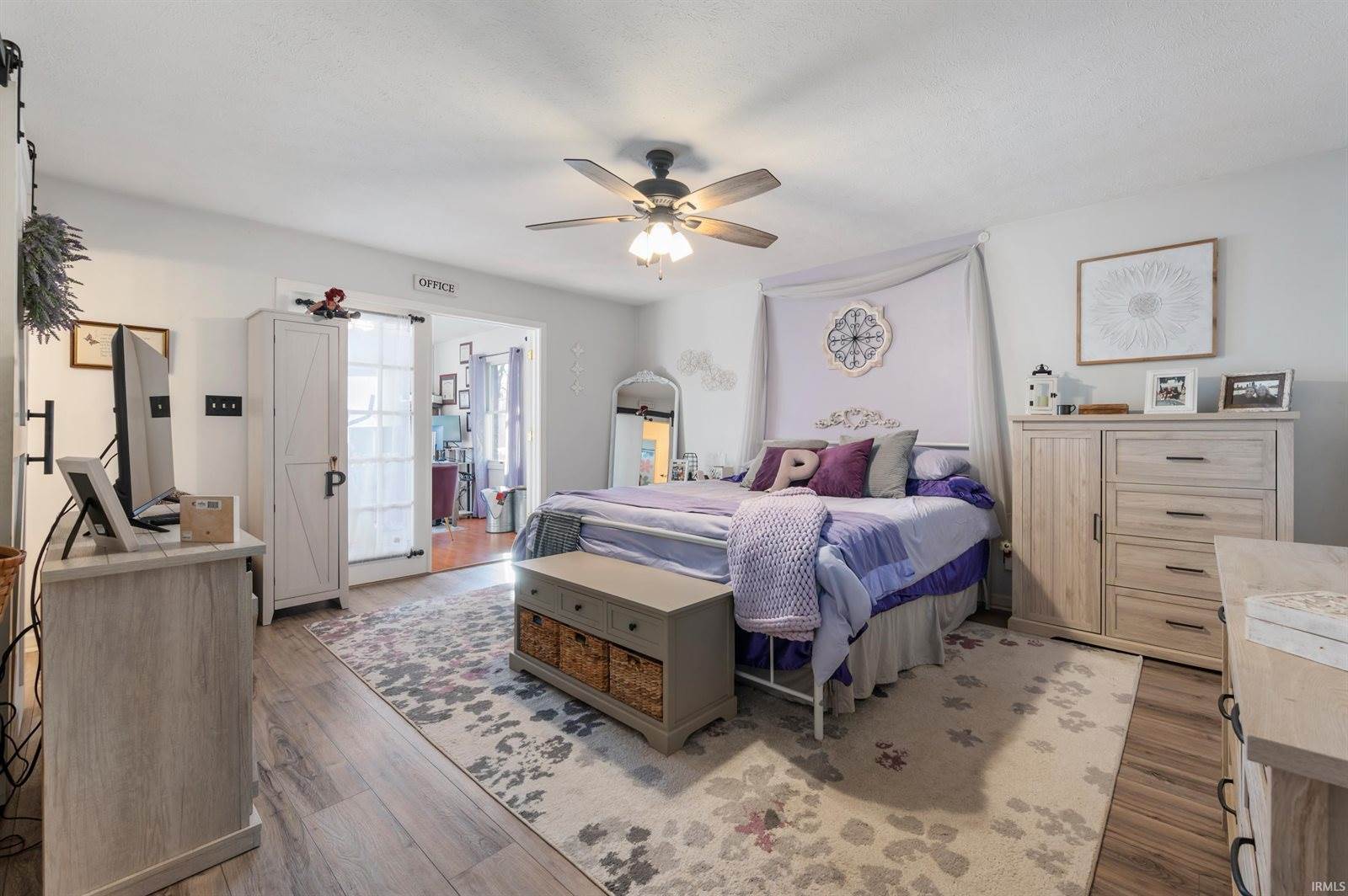 4909 W Prairiewood Drive, Muncie, IN 47304