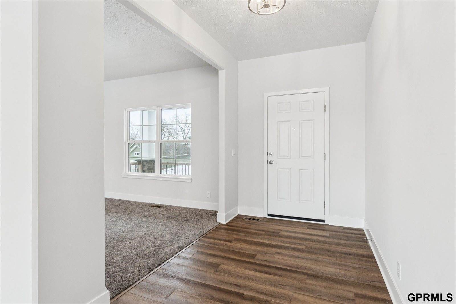 17012 Abigail Street, Bennington, NE 68007