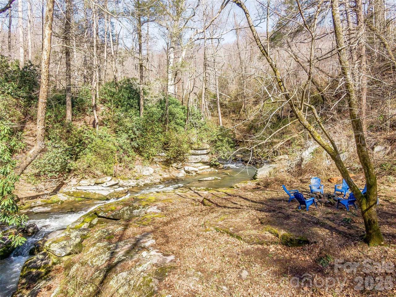 4973 US Hwy 176, Saluda, NC 28773