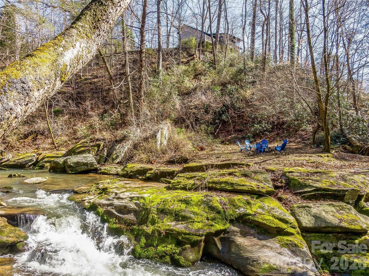 4973 US Hwy 176, Saluda, NC 28773