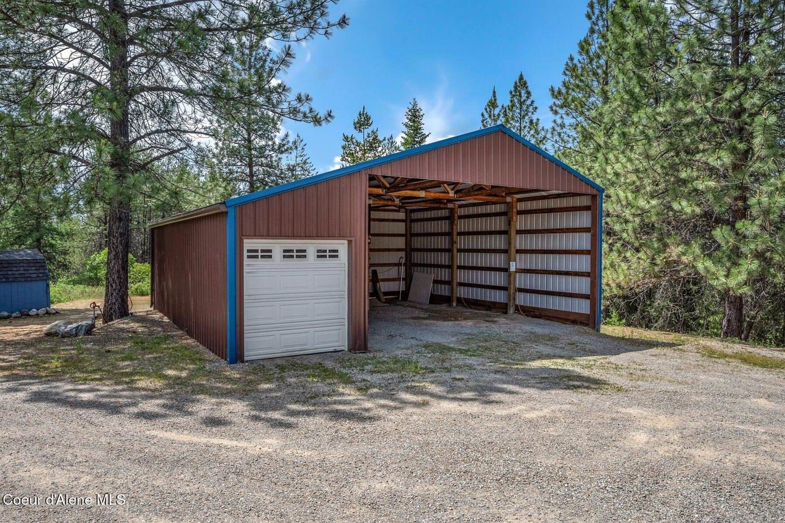 9067 West Coeur D Alene Dr, Spirit Lake, ID 83869