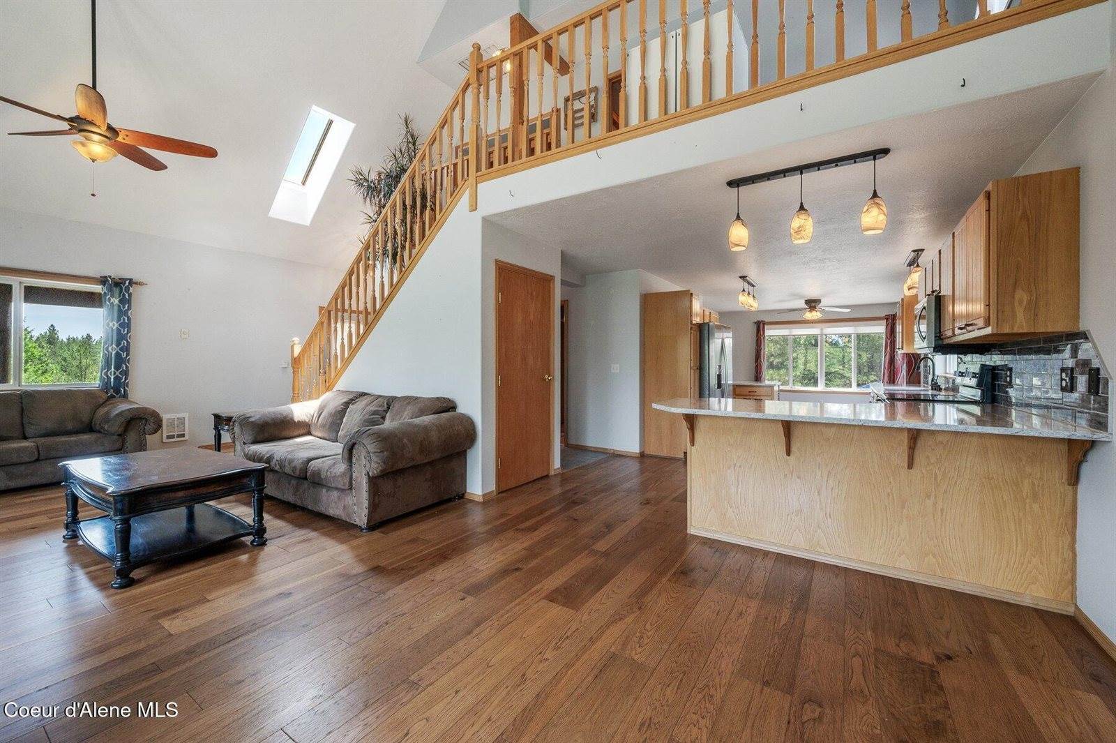 9067 West Coeur D Alene Dr, Spirit Lake, ID 83869