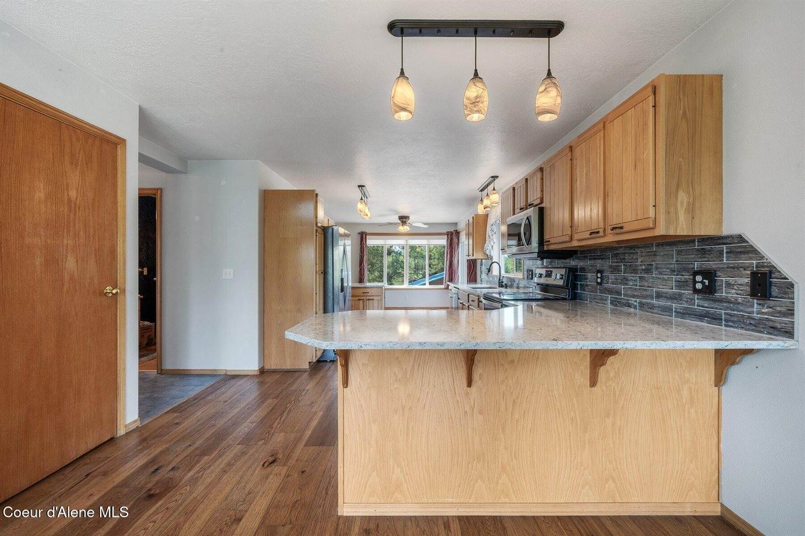 9067 West Coeur D Alene Dr, Spirit Lake, ID 83869