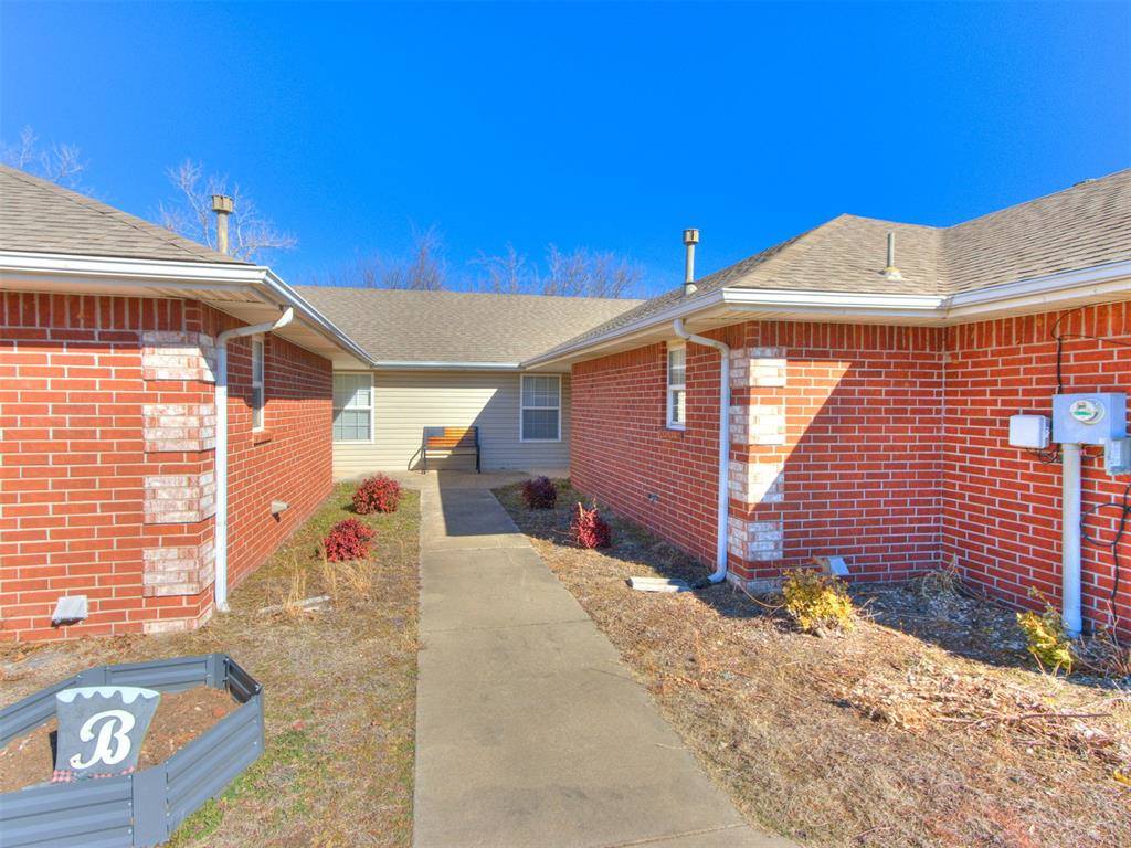 42904 Westech Road, Shawnee, OK 74804