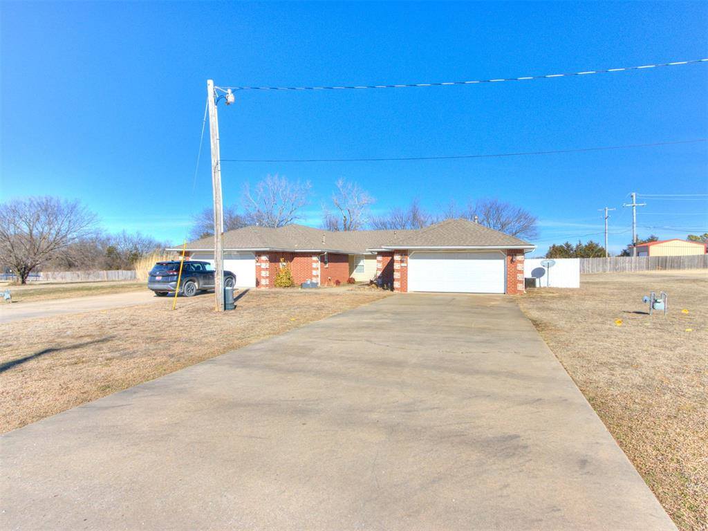42904 Westech Road, Shawnee, OK 74804