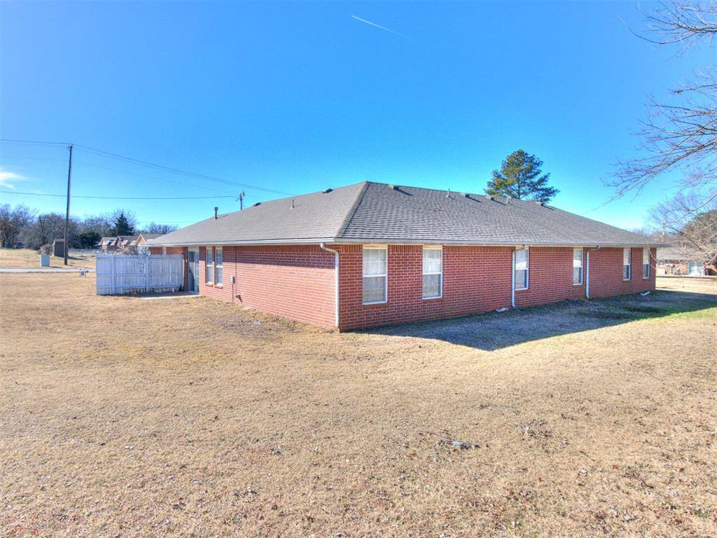 42904 Westech Road, Shawnee, OK 74804