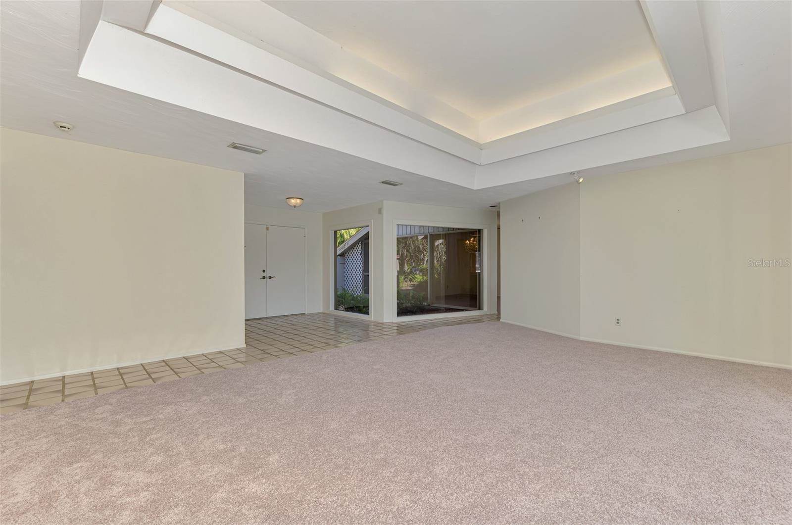 5028 Willow Leaf Way, Sarasota, FL 34241