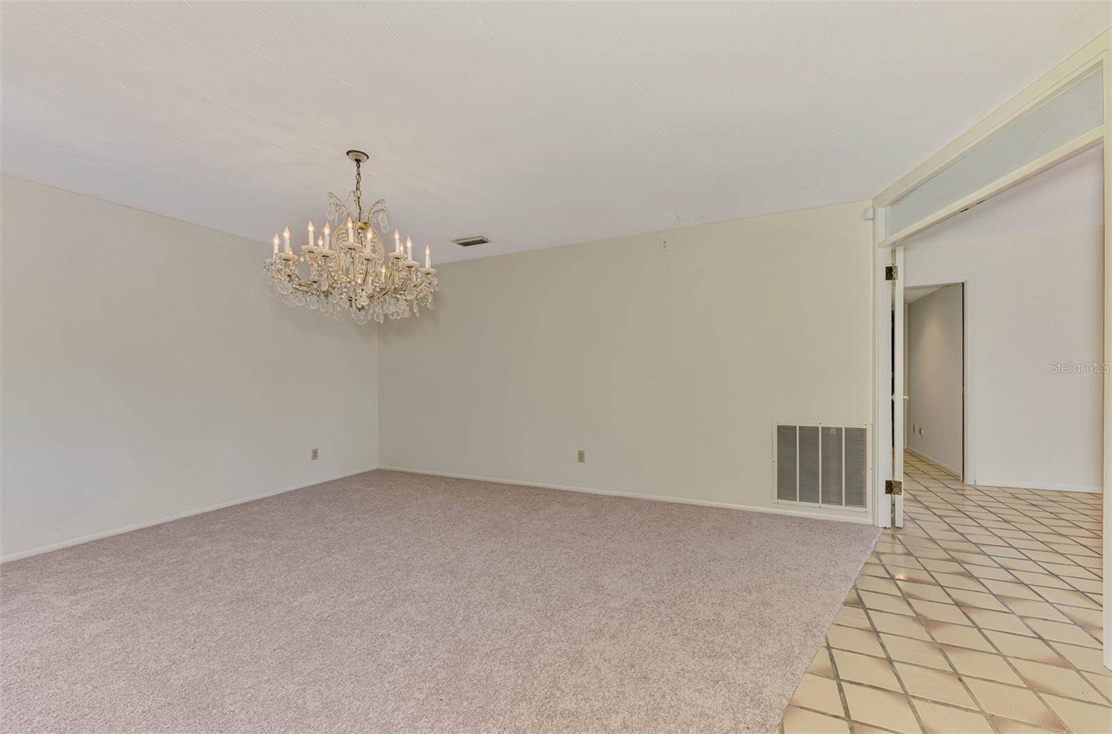 5028 Willow Leaf Way, Sarasota, FL 34241