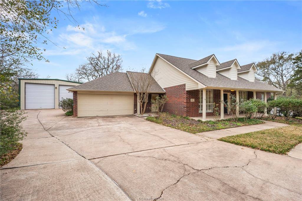 1007 Falcon Circle, College Station, TX 77845