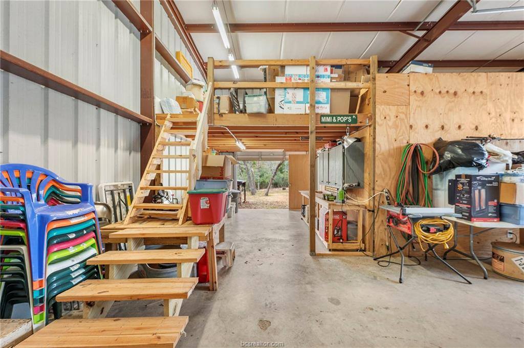 1007 Falcon Circle, College Station, TX 77845