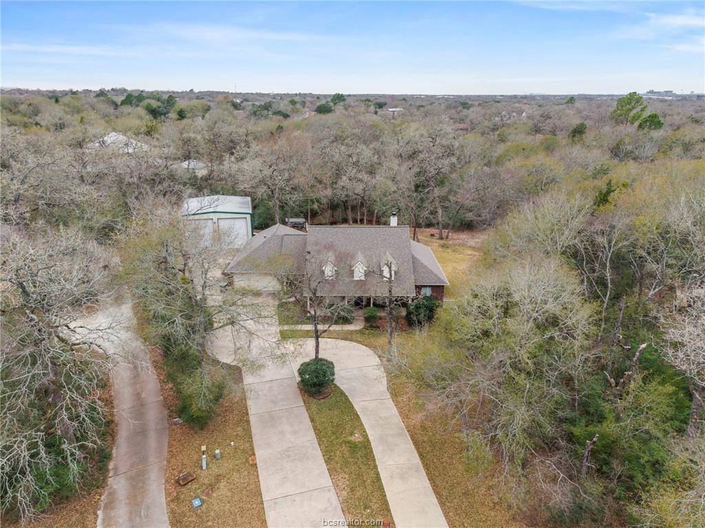 1007 Falcon Circle, College Station, TX 77845