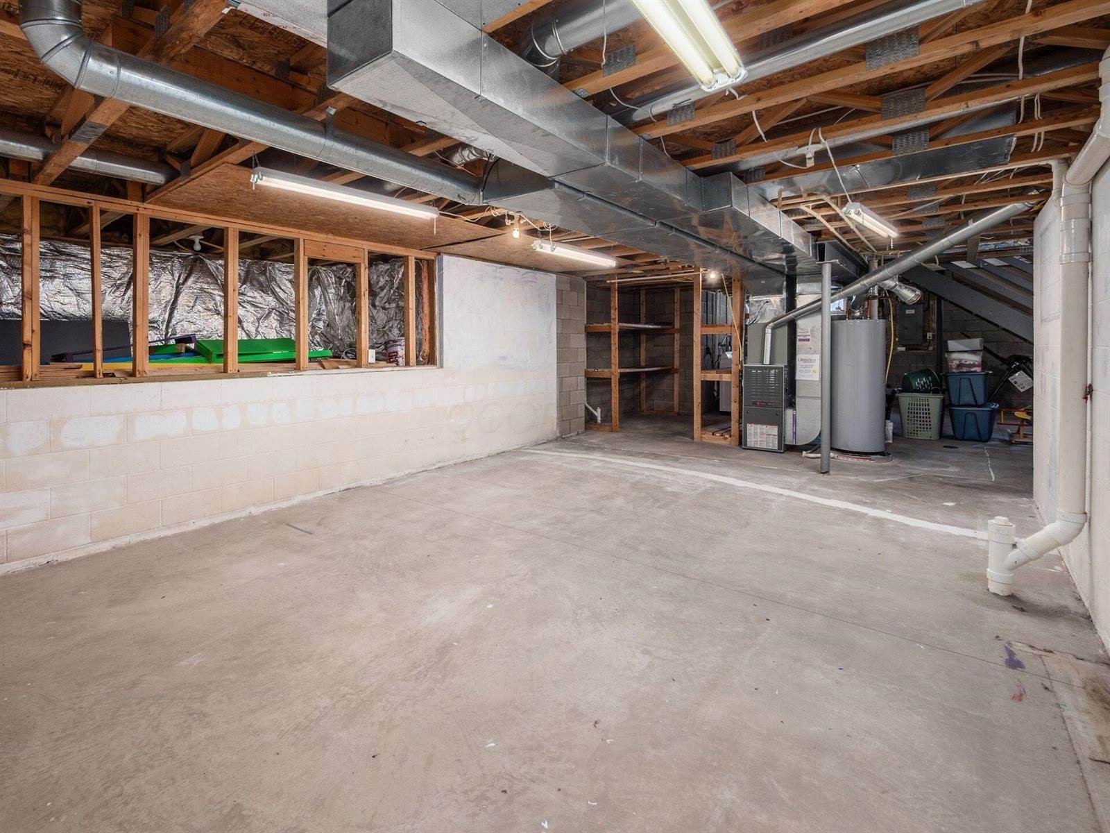 1195 Village Drive, Marysville, OH 43040