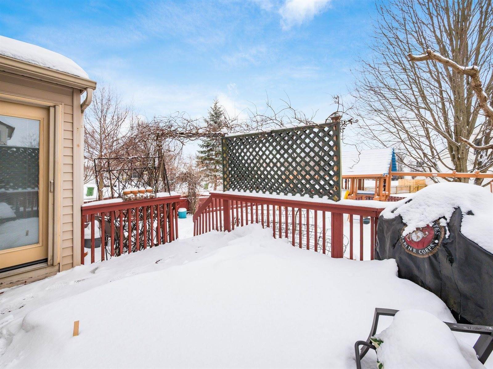 1195 Village Drive, Marysville, OH 43040