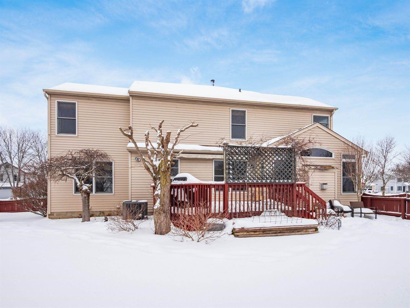 1195 Village Drive, Marysville, OH 43040