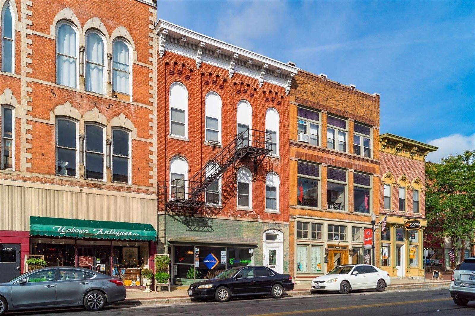 1195 Village Drive, Marysville, OH 43040