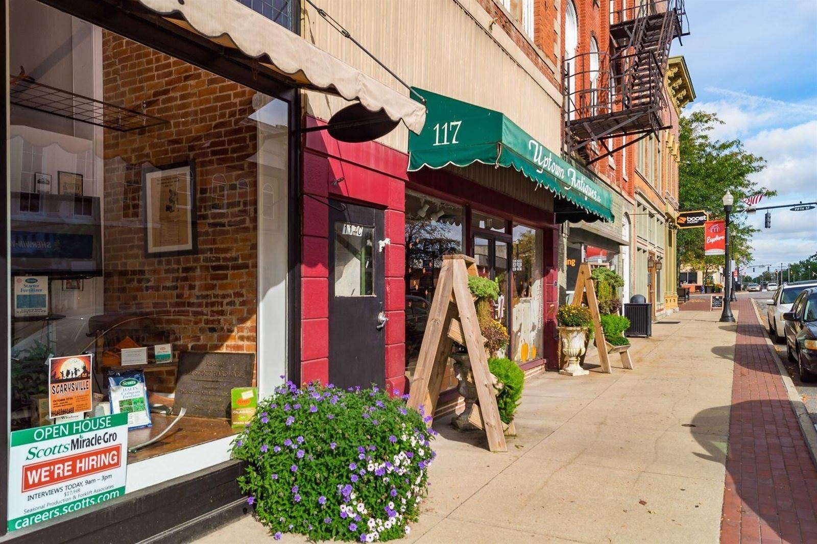 1195 Village Drive, Marysville, OH 43040