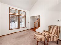 1195 Village Drive, Marysville, OH 43040