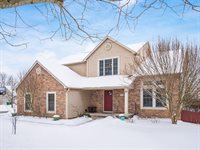 1195 Village Drive, Marysville, OH 43040