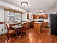 1195 Village Drive, Marysville, OH 43040