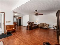 1195 Village Drive, Marysville, OH 43040