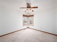 1195 Village Drive, Marysville, OH 43040