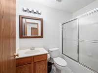 1195 Village Drive, Marysville, OH 43040