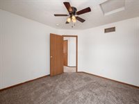 1195 Village Drive, Marysville, OH 43040