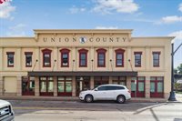 1195 Village Drive, Marysville, OH 43040