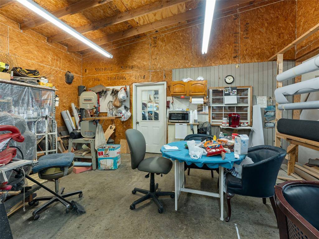 700 South Interstate Highway 45, Ennis, TX 75119