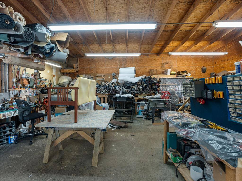 700 South Interstate Highway 45, Ennis, TX 75119