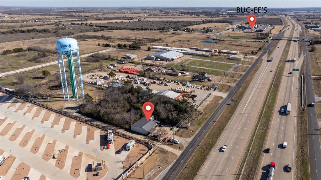 700 South Interstate Highway 45, Ennis, TX 75119