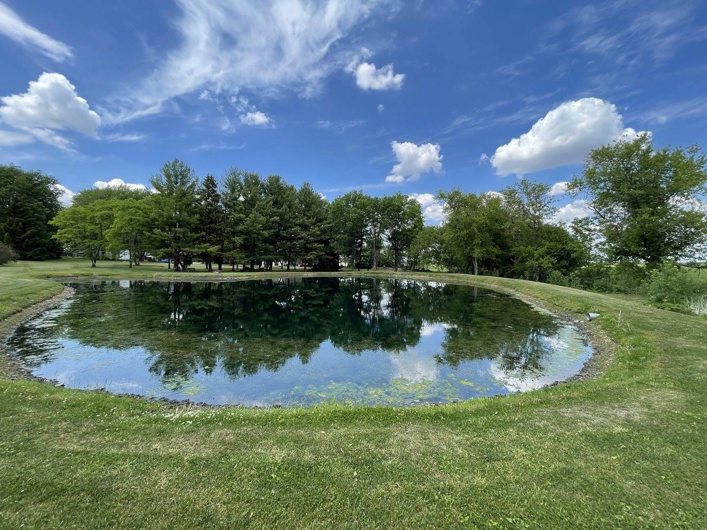 3197 South Baileyville Road, Freeport, IL 61032