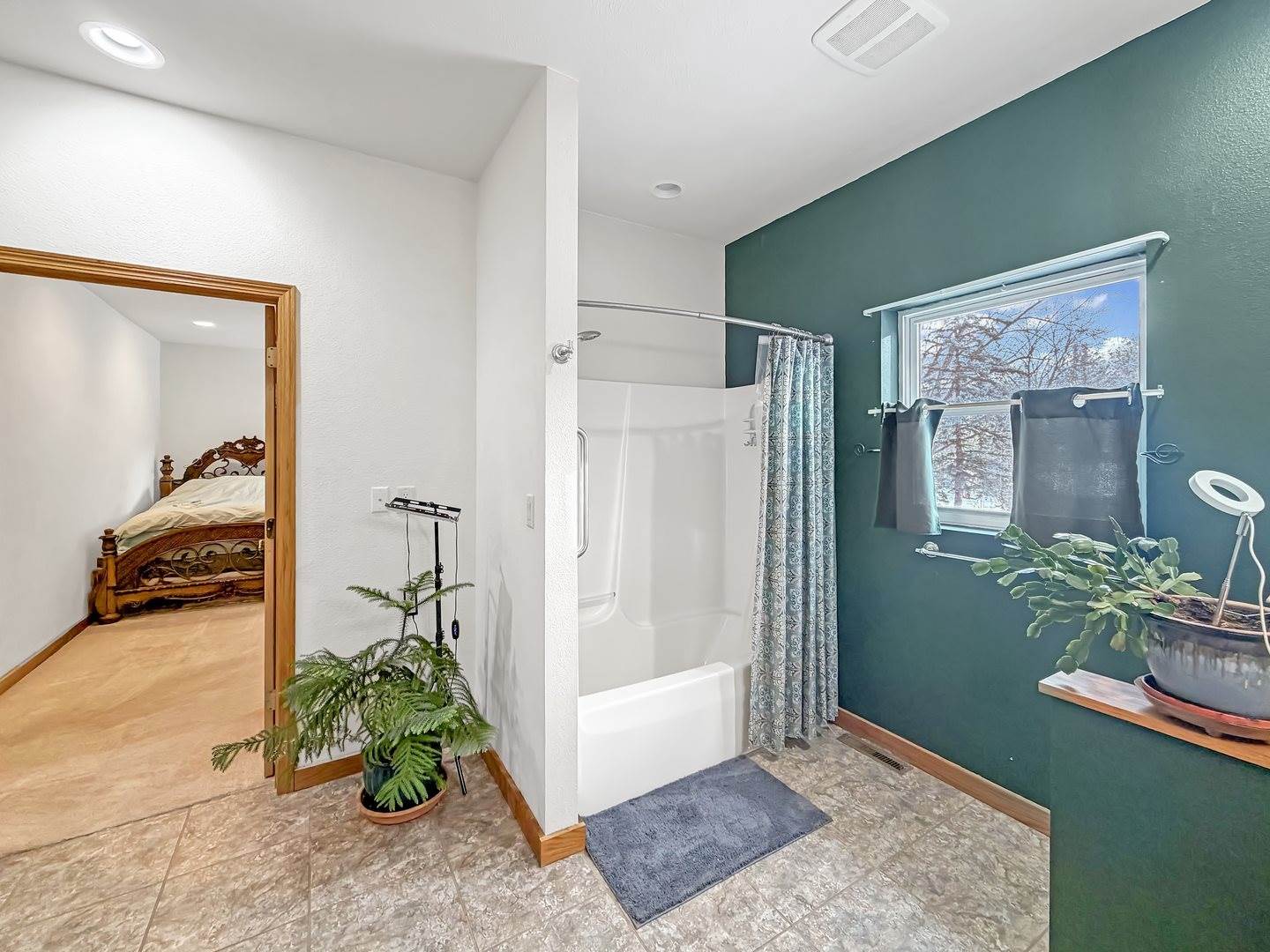 3197 South Baileyville Road, Freeport, IL 61032