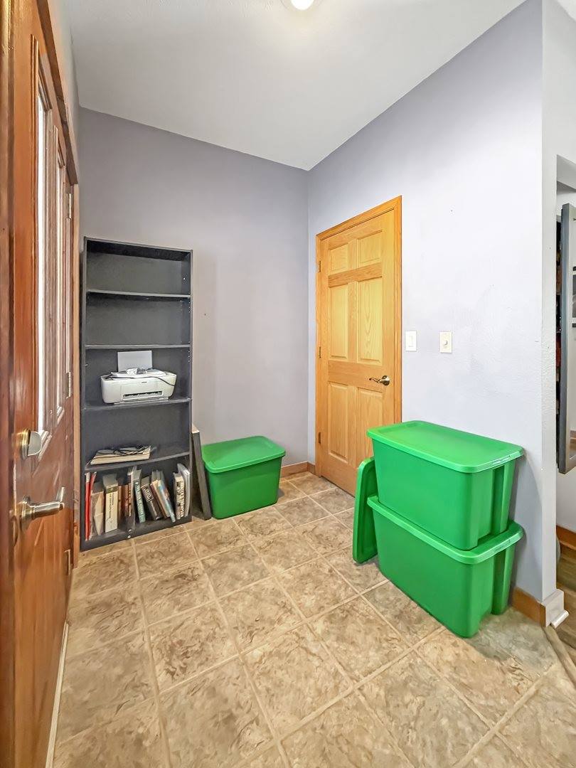 3197 South Baileyville Road, Freeport, IL 61032